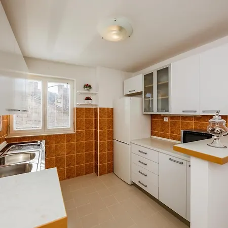 Apartman Jelena